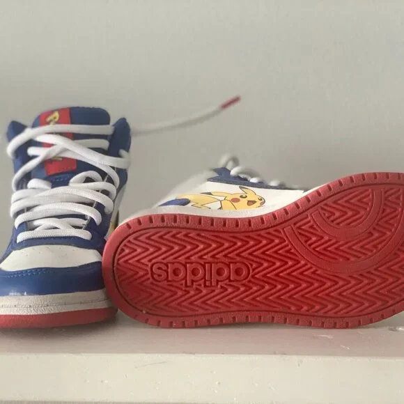 Brand new kids picachu adidas  sneakers 11 boy - Picture 3 of 3